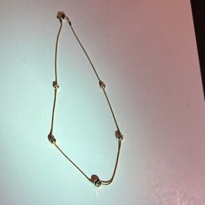 Chic Gold Necklace with Beaded Details